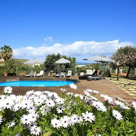 Sofia's Sunny + Private Pool + Gym Vila *