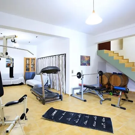 Vila Sofia's Sunny + Private Pool + Gym