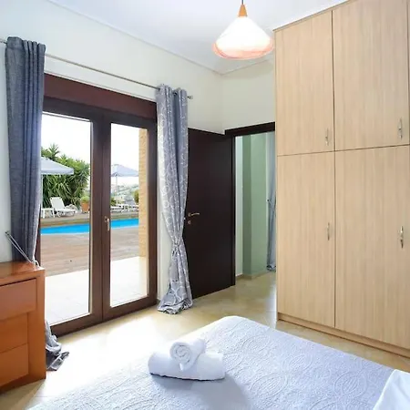 Villa Sofia's Sunny + Private Pool + Gym Prassas