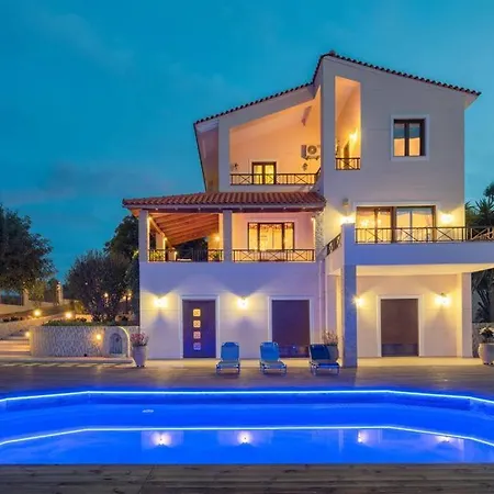 Sofia's Sunny + Private Pool + Gym * Prassas